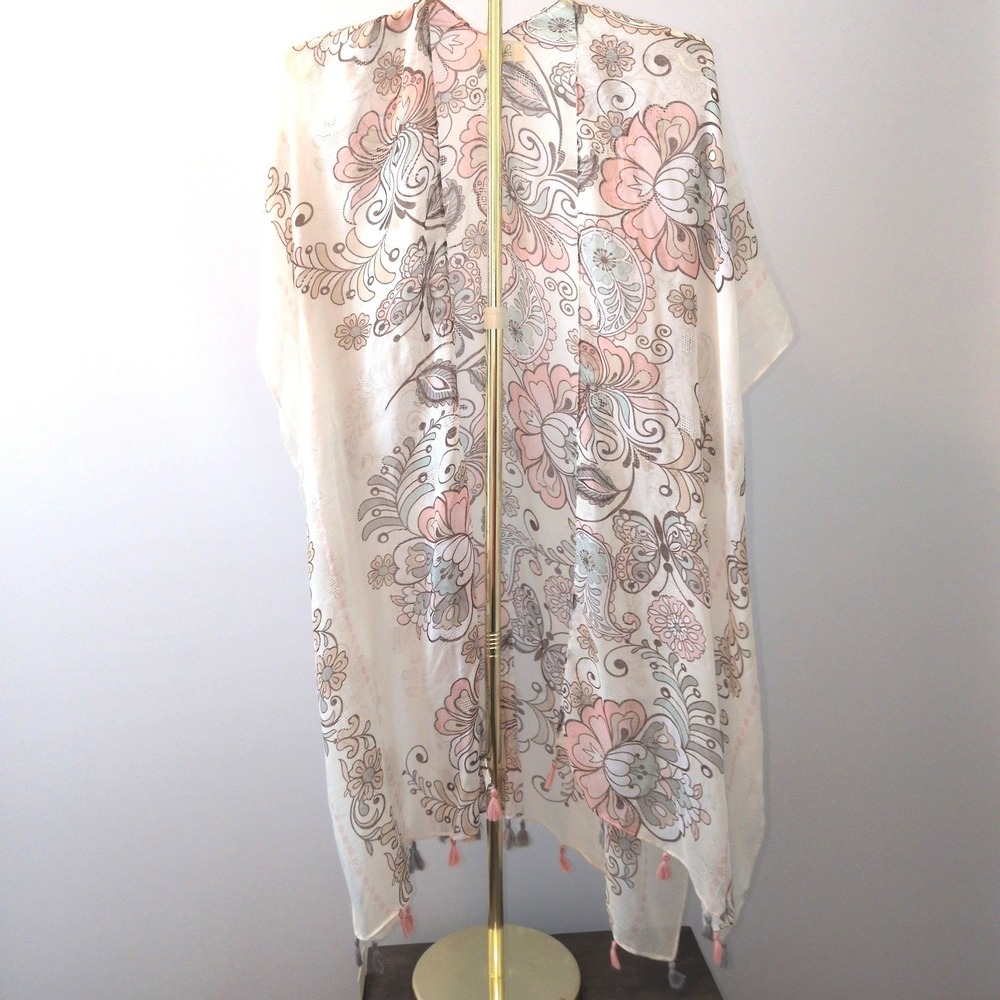 NWT Riah Fashion Kimono Women One Size Cream Pink Floral Butterfly Tassel Boho